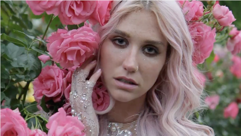 Illustration for article titled Here Is Kesha Looking So Damn Happy in a 'True Colors' Teaser